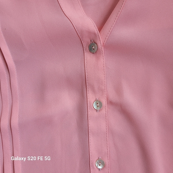 Nanette Lepore Soft Melon Colored Ruffled Blouse - Picture 3 of 10